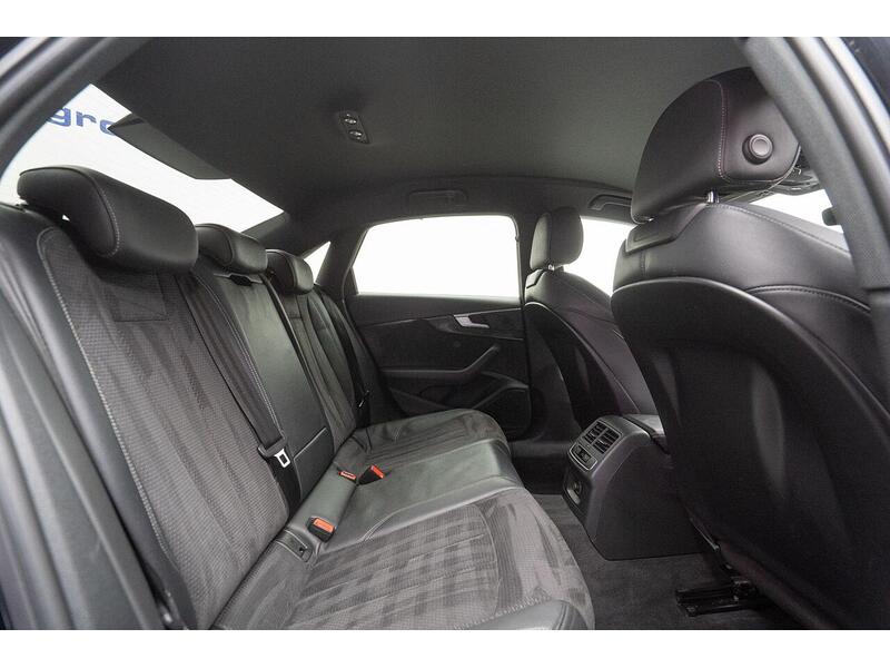 Audi A4 2.0 TDI 40 Black Edition S Tronic Euro 6 (s/s) 4dr - U1396