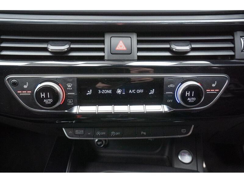 Audi A4 2.0 TDI 40 Black Edition S Tronic Euro 6 (s/s) 4dr - U1396