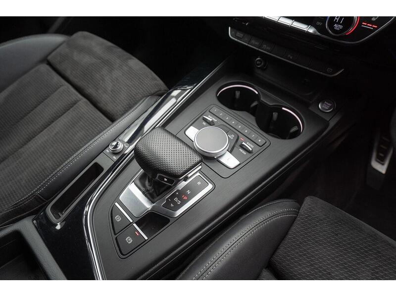 Audi A4 2.0 TDI 40 Black Edition S Tronic Euro 6 (s/s) 4dr - U1396
