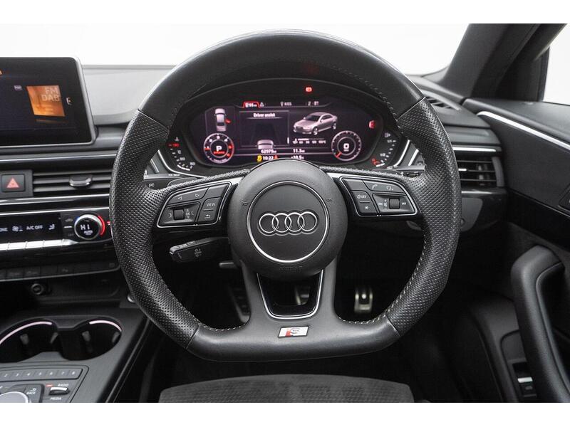 Audi A4 2.0 TDI 40 Black Edition S Tronic Euro 6 (s/s) 4dr - U1396