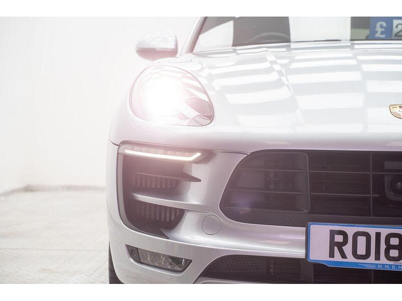 Porsche Macan 3.0T V6 GTS PDK 4WD Euro 6 (s/s) 5dr - U1399