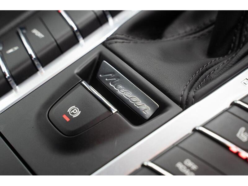 Porsche Macan 3.0T V6 GTS PDK 4WD Euro 6 (s/s) 5dr - U1399