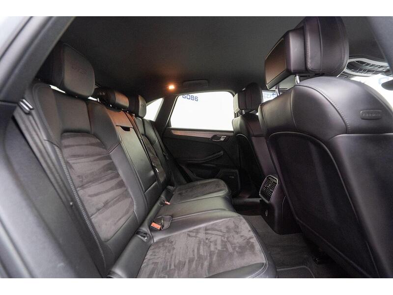 Porsche Macan 3.0T V6 GTS PDK 4WD Euro 6 (s/s) 5dr - U1399