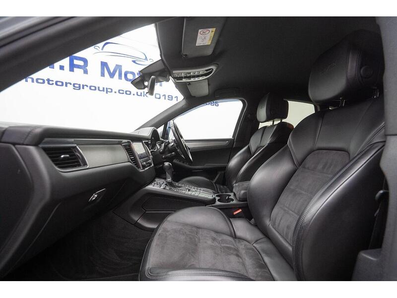 Porsche Macan 3.0T V6 GTS PDK 4WD Euro 6 (s/s) 5dr - U1399
