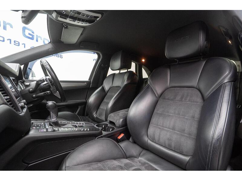 Porsche Macan 3.0T V6 GTS PDK 4WD Euro 6 (s/s) 5dr - U1399