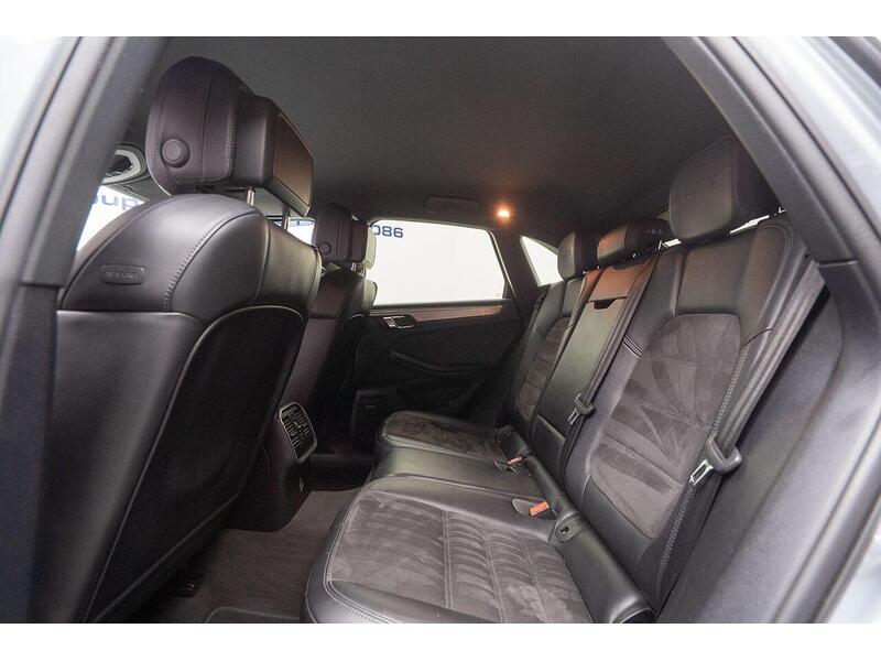 Porsche Macan 3.0T V6 GTS PDK 4WD Euro 6 (s/s) 5dr - U1399