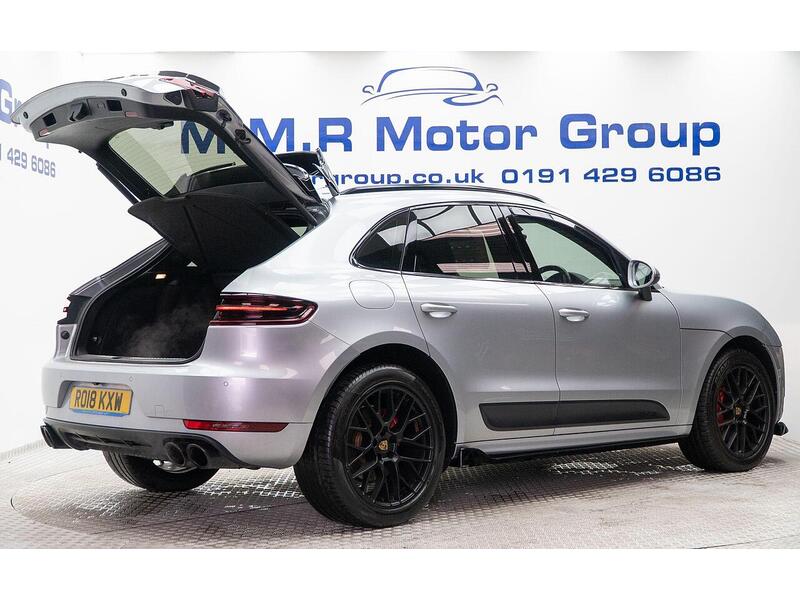 Porsche Macan 3.0T V6 GTS PDK 4WD Euro 6 (s/s) 5dr - U1399
