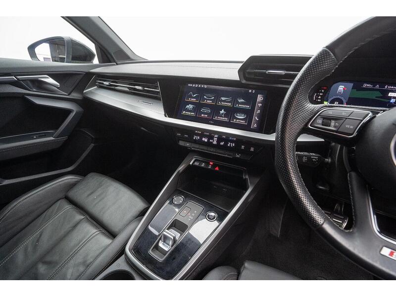 Audi A3 1.0 TFSI 30 S line Sportback S Tronic Euro 6 (s/s) 5dr - U1401