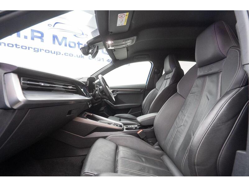 Audi A3 1.0 TFSI 30 S line Sportback S Tronic Euro 6 (s/s) 5dr - U1401