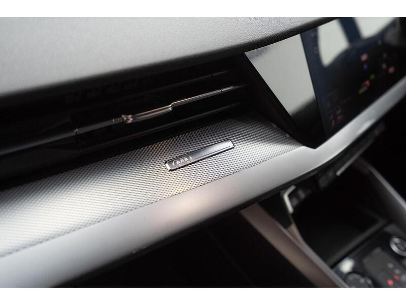 Audi A3 1.0 TFSI 30 S line Sportback S Tronic Euro 6 (s/s) 5dr - U1401