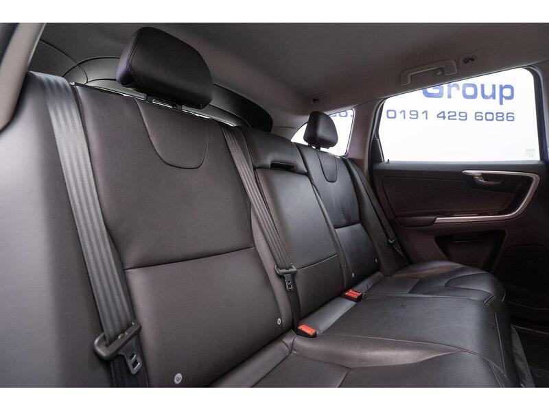 Volvo XC60 2.0 D4 SE Nav Auto Euro 6 (s/s) 5dr - U1403