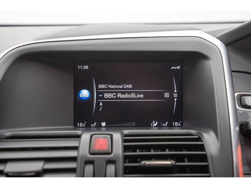 Volvo XC60 2.0 D4 SE Nav Auto Euro 6 (s/s) 5dr - U1403