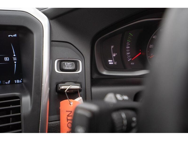 Volvo XC60 2.0 D4 SE Nav Auto Euro 6 (s/s) 5dr - U1403