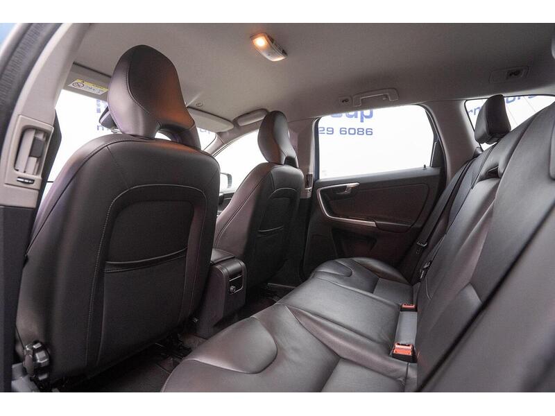 Volvo XC60 2.0 D4 SE Nav Auto Euro 6 (s/s) 5dr - U1403