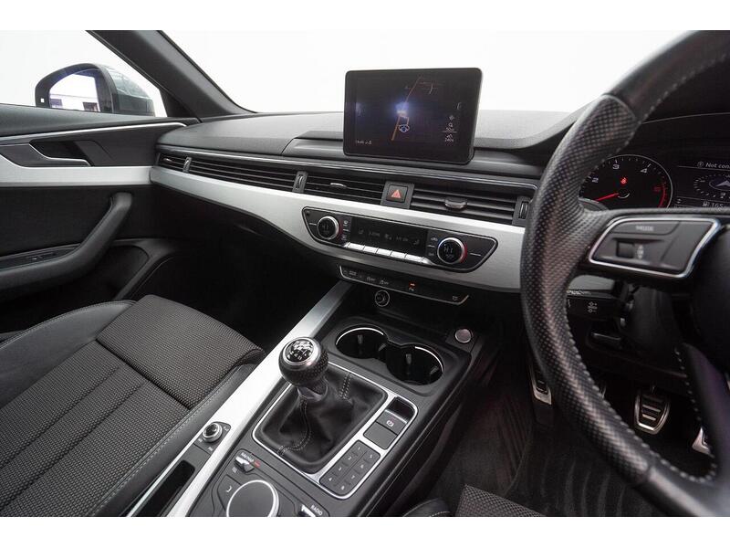 Audi A4 2.0 TDI ultra S line Euro 6 (s/s) 4dr - U1406