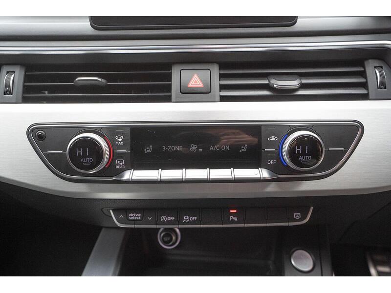 Audi A4 2.0 TDI ultra S line Euro 6 (s/s) 4dr - U1406