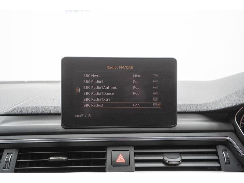 Audi A4 2.0 TDI ultra S line Euro 6 (s/s) 4dr - U1406