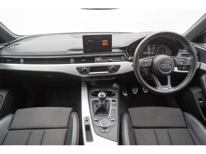 Audi A4 2.0 TDI ultra S line Euro 6 (s/s) 4dr - U1406