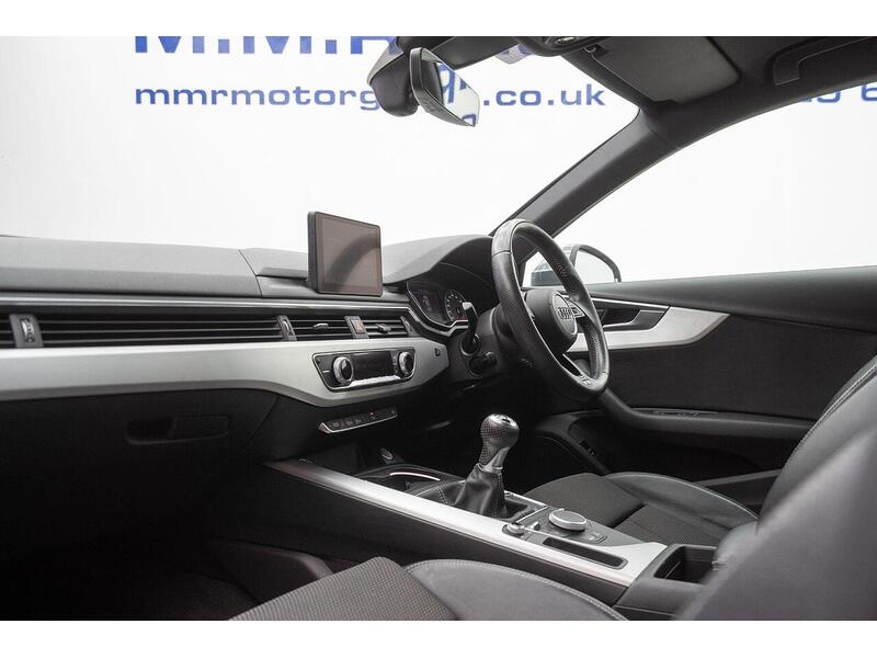 Audi A4 2.0 TDI ultra S line Euro 6 (s/s) 4dr - U1406