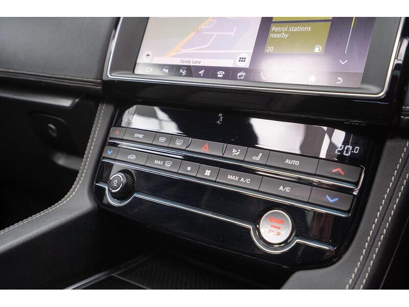 Jaguar F-PACE 2.0 D180 R-Sport Auto AWD Euro 6 (s/s) 5dr - U1414
