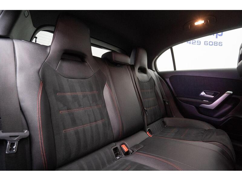 Mercedes-Benz A Class 1.5 A180d AMG Line 7G-DCT Euro 6 (s/s) 5dr - U1417