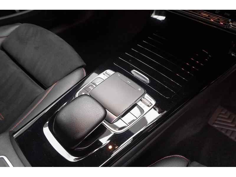 Mercedes-Benz A Class 1.5 A180d AMG Line 7G-DCT Euro 6 (s/s) 5dr - U1417