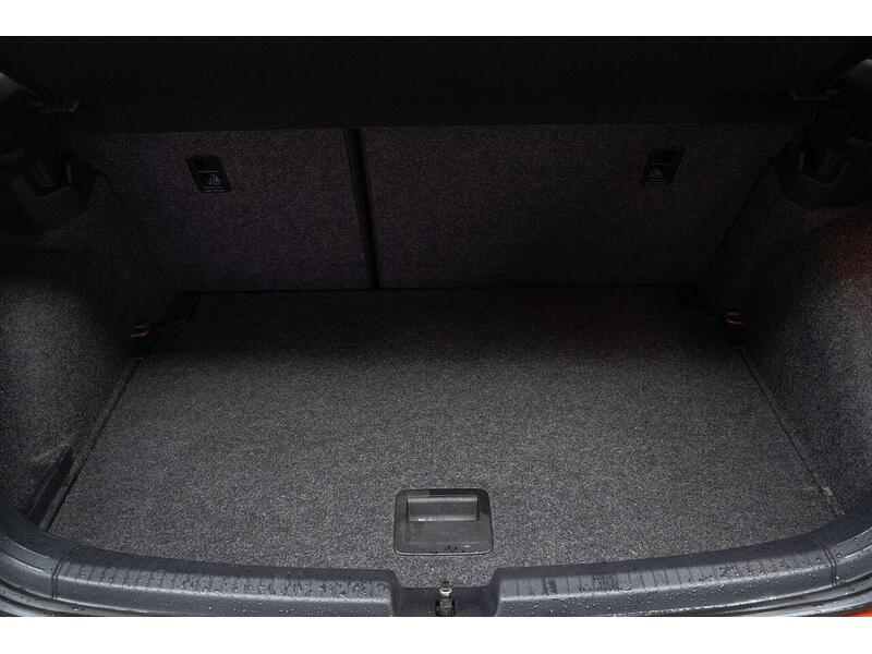 Volkswagen Polo 1.0 TSI R-Line Euro 6 (s/s) 5dr - U1418