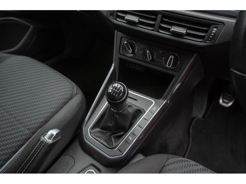 Volkswagen Polo 1.0 TSI R-Line Euro 6 (s/s) 5dr - U1418