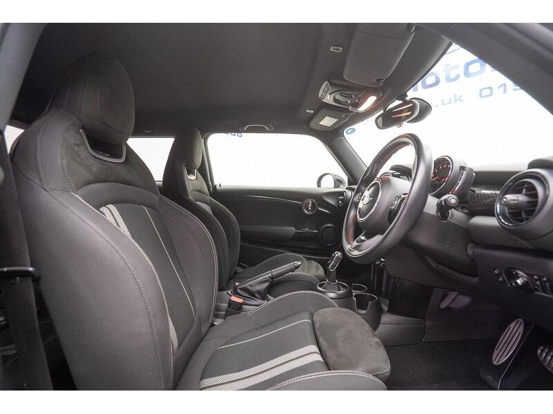 MINI Hatch 2.0 Cooper S Steptronic Euro 6 (s/s) 3dr - U1420