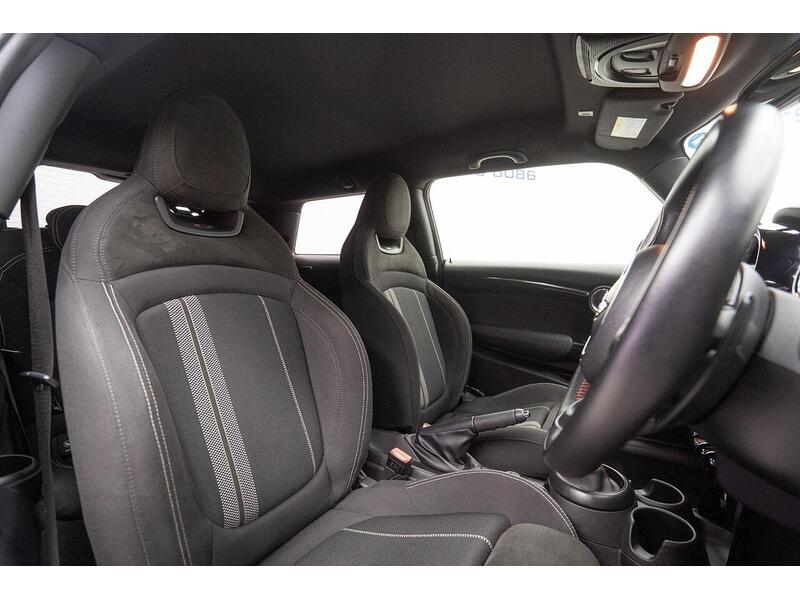 MINI Hatch 2.0 Cooper S Steptronic Euro 6 (s/s) 3dr - U1420