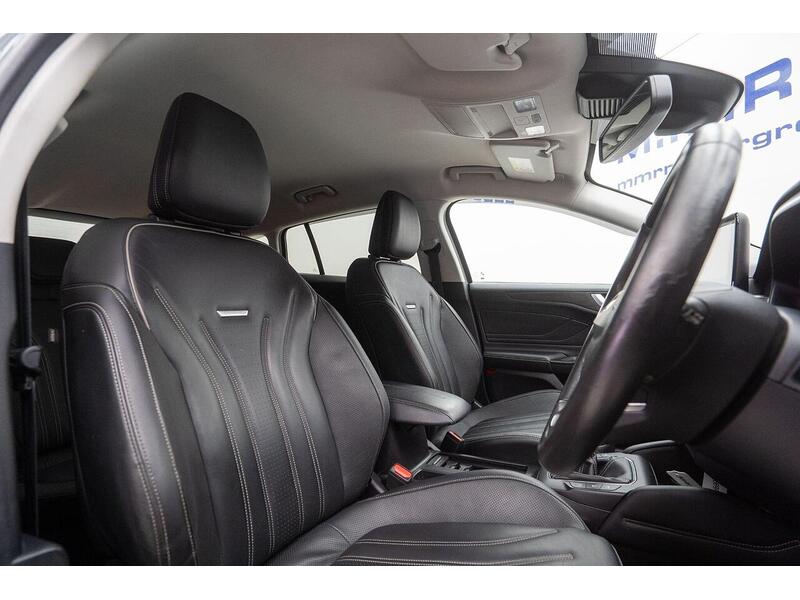 Ford Focus 1.0T EcoBoost Vignale Euro 6 (s/s) 5dr - U1424