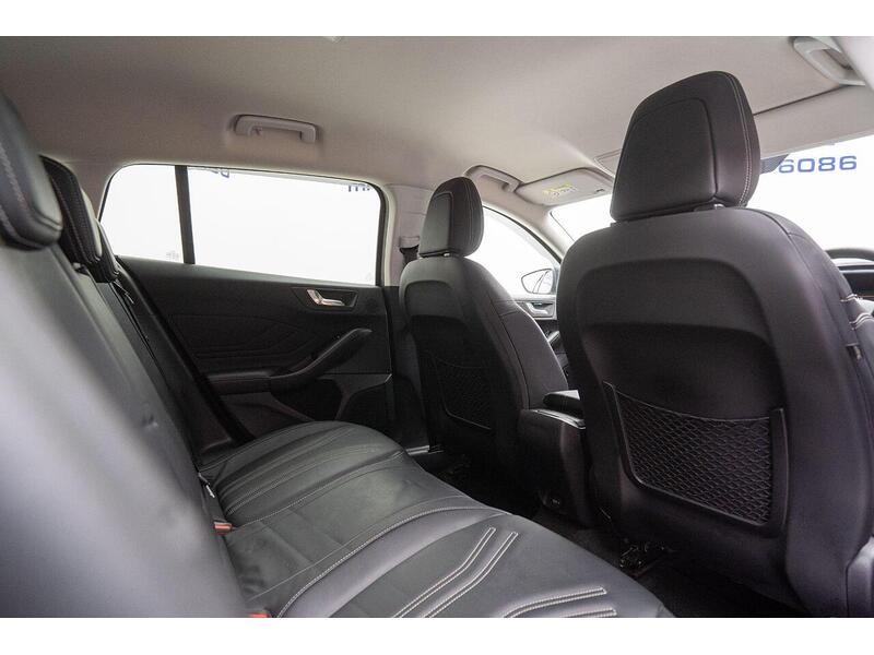 Ford Focus 1.0T EcoBoost Vignale Euro 6 (s/s) 5dr - U1424