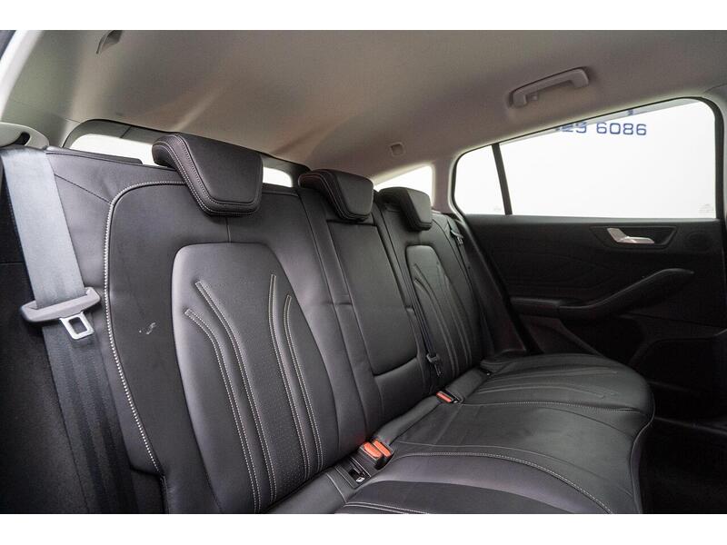 Ford Focus 1.0T EcoBoost Vignale Euro 6 (s/s) 5dr - U1424