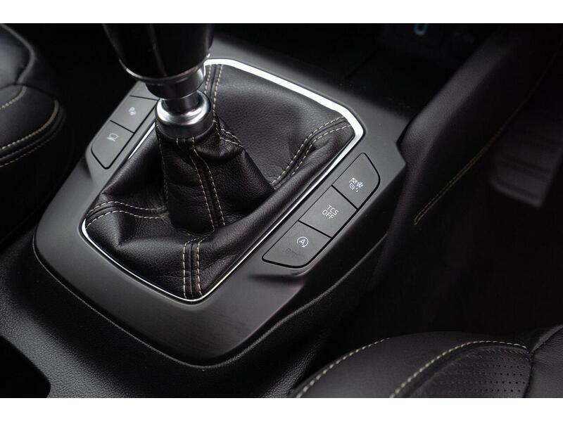 Ford Focus 1.0T EcoBoost Vignale Euro 6 (s/s) 5dr - U1424