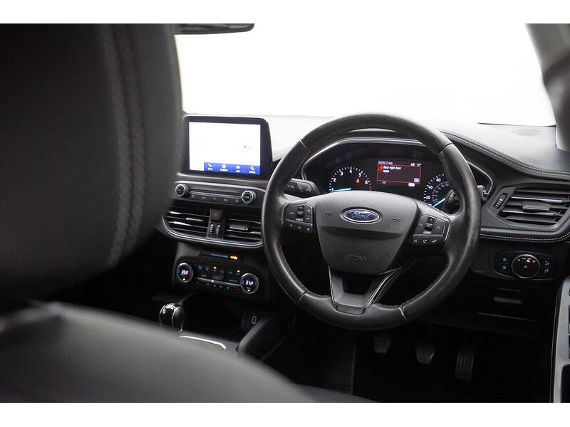Ford Focus 1.0T EcoBoost Vignale Euro 6 (s/s) 5dr - U1424