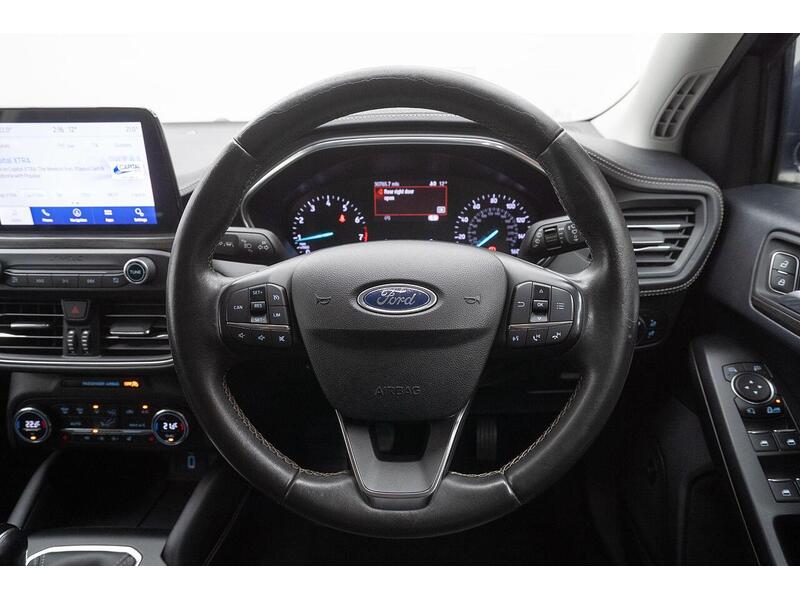 Ford Focus 1.0T EcoBoost Vignale Euro 6 (s/s) 5dr - U1424