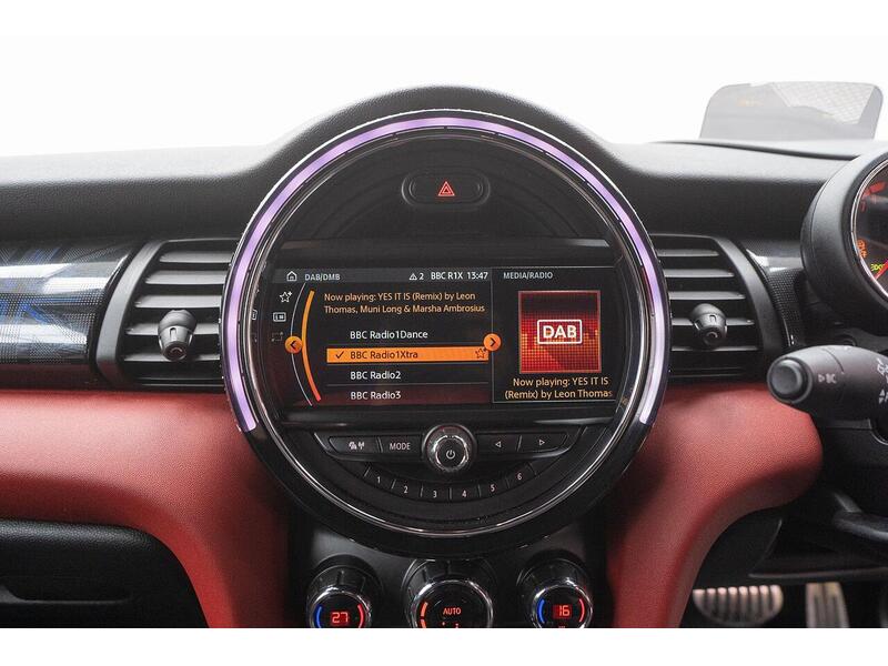 MINI Hatch 2.0 John Cooper Works Hatchback 3dr Petrol Auto 8 Spd Euro 6 (s/s) (231 ps) - U1431