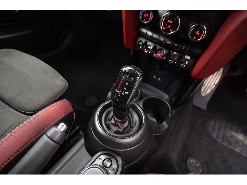 MINI Hatch 2.0 John Cooper Works Hatchback 3dr Petrol Auto 8 Spd Euro 6 (s/s) (231 ps) - U1431