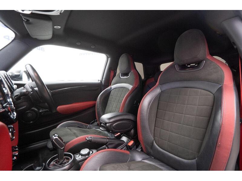 MINI Hatch 2.0 John Cooper Works Hatchback 3dr Petrol Auto 8 Spd Euro 6 (s/s) (231 ps) - U1431