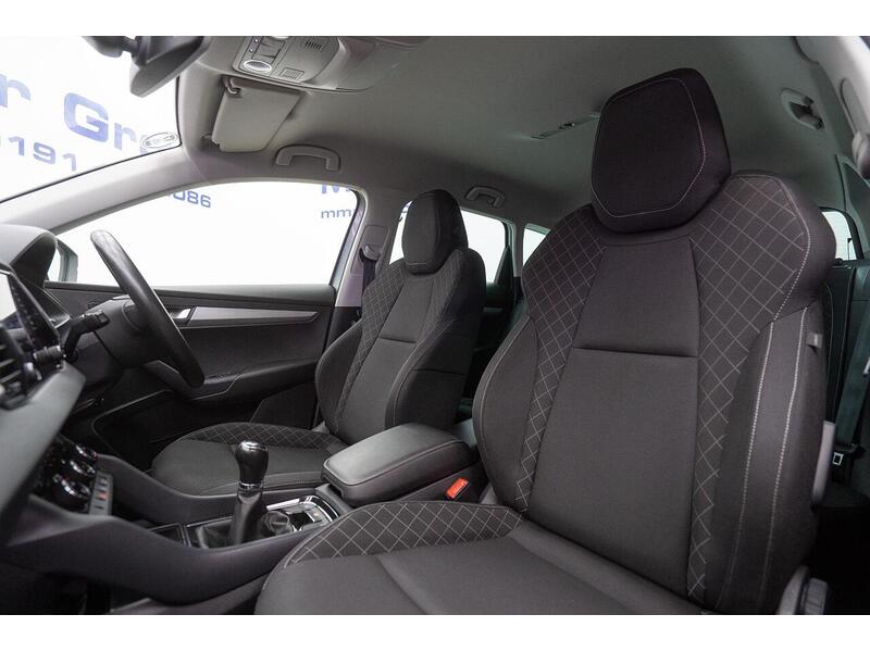 Skoda Karoq 1.6 TDI SE Euro 6 (s/s) 5dr - U1458