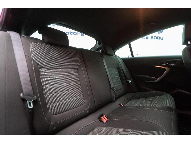 Vauxhall Insignia 1.6 CDTi SRi VX Line Nav Euro 6 (s/s) 5dr - U1469