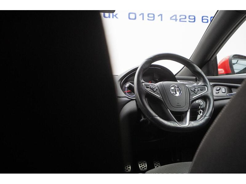 Vauxhall Insignia 1.6 CDTi SRi VX Line Nav Euro 6 (s/s) 5dr - U1469