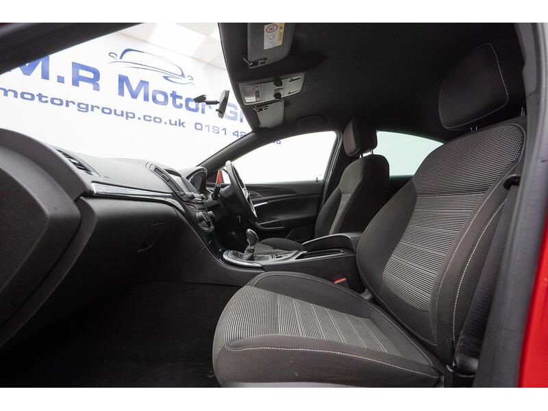 Vauxhall Insignia 1.6 CDTi SRi VX Line Nav Euro 6 (s/s) 5dr - U1469