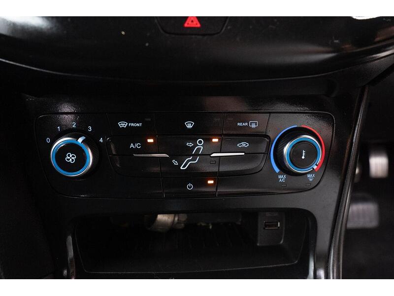 Ford Focus 1.5 TDCi ST-Line Euro 6 (s/s) 5dr - U1480