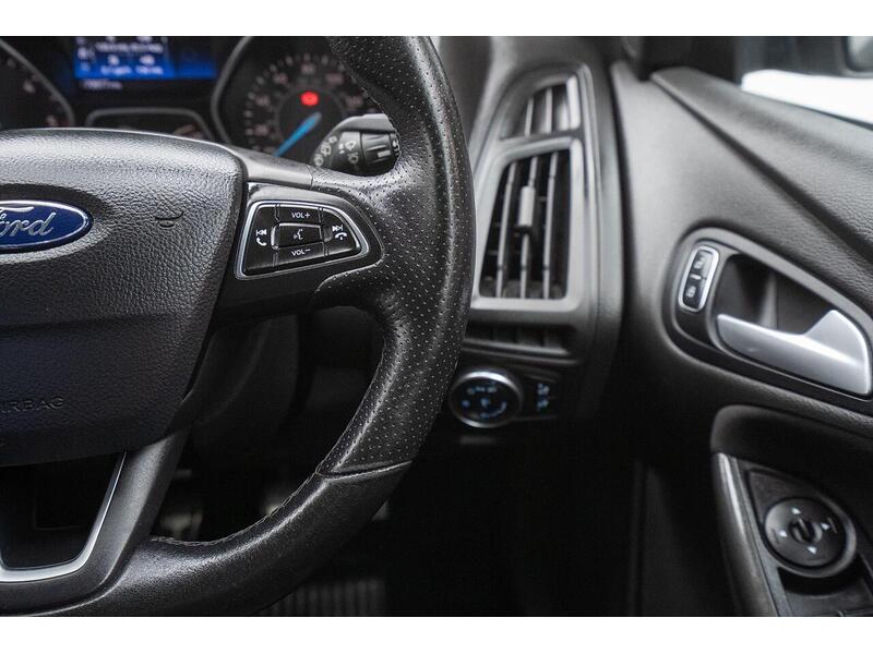 Ford Focus 1.5 TDCi ST-Line Euro 6 (s/s) 5dr - U1480
