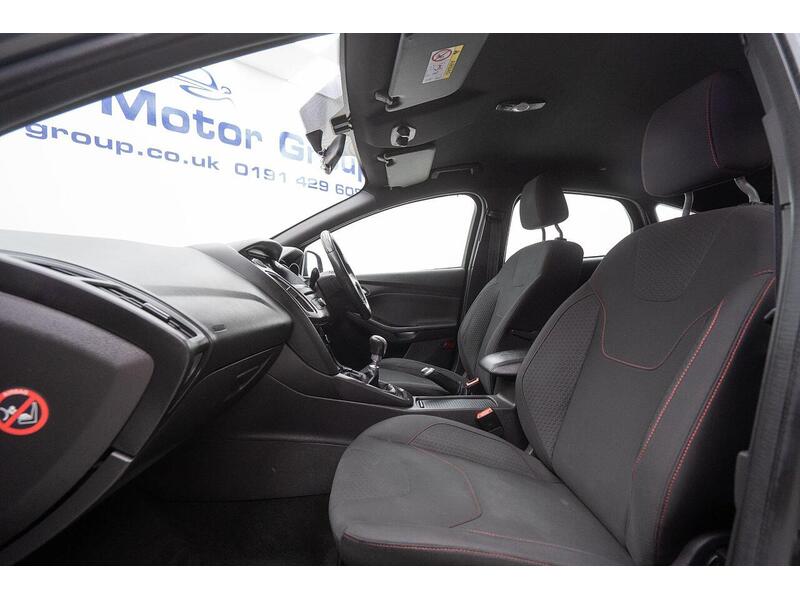 Ford Focus 1.5 TDCi ST-Line Euro 6 (s/s) 5dr - U1480
