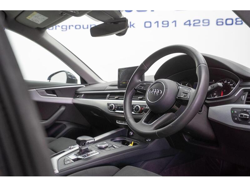 Audi A4 2.0 TDI ultra Sport S Tronic Euro 6 (s/s) 4dr - U1483