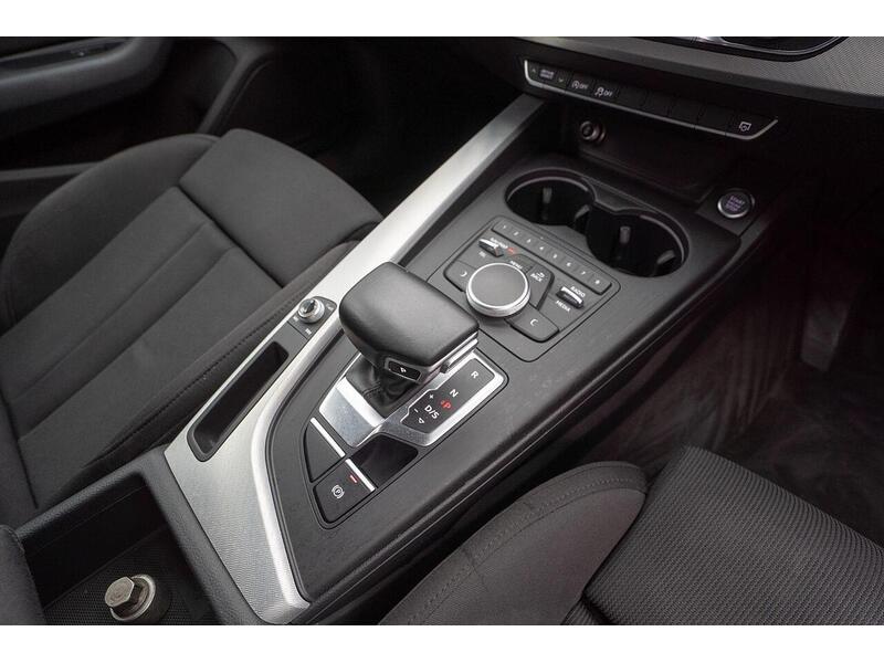 Audi A4 2.0 TDI ultra Sport S Tronic Euro 6 (s/s) 4dr - U1483