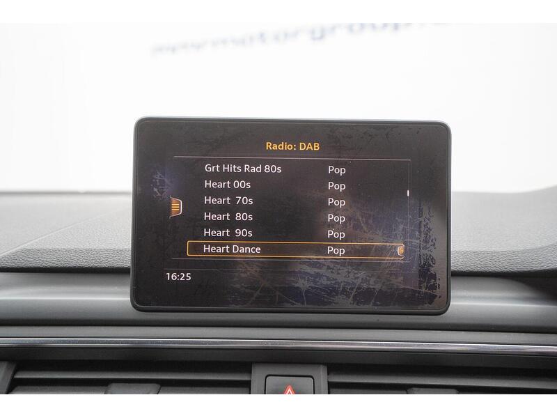 Audi A4 2.0 TDI ultra Sport S Tronic Euro 6 (s/s) 4dr - U1483
