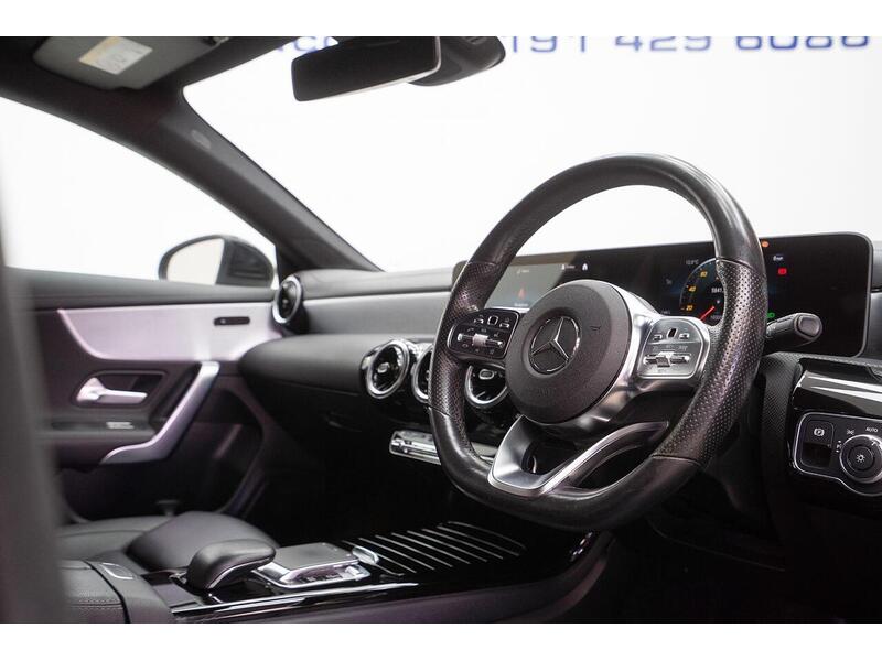 Mercedes-Benz CLA 1.3 CLA200 AMG Line Coupe 7G-DCT Euro 6 (s/s) 4dr - U1487